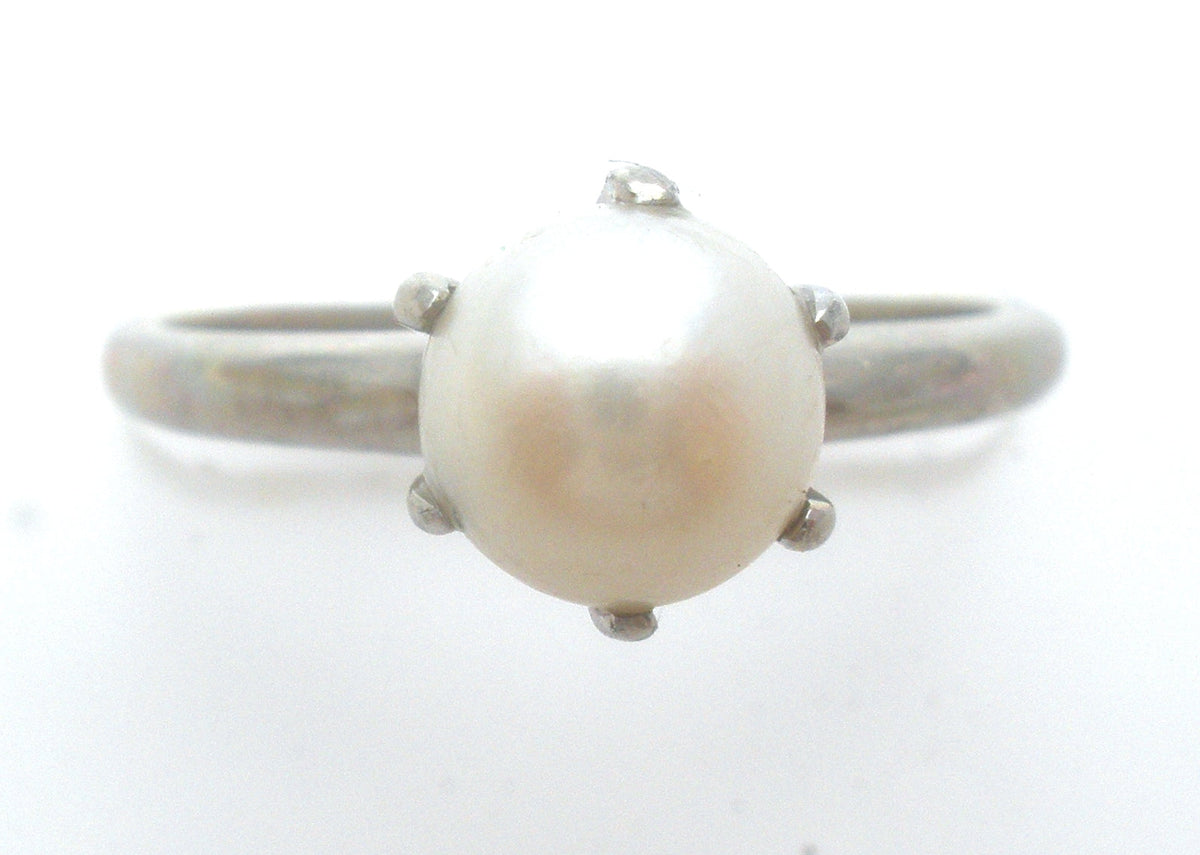 14K White Gold Pearl Ring Size 5