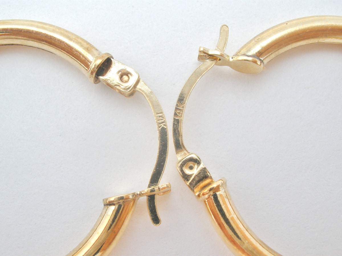 14K Yellow Gold Round Hoop Earrings