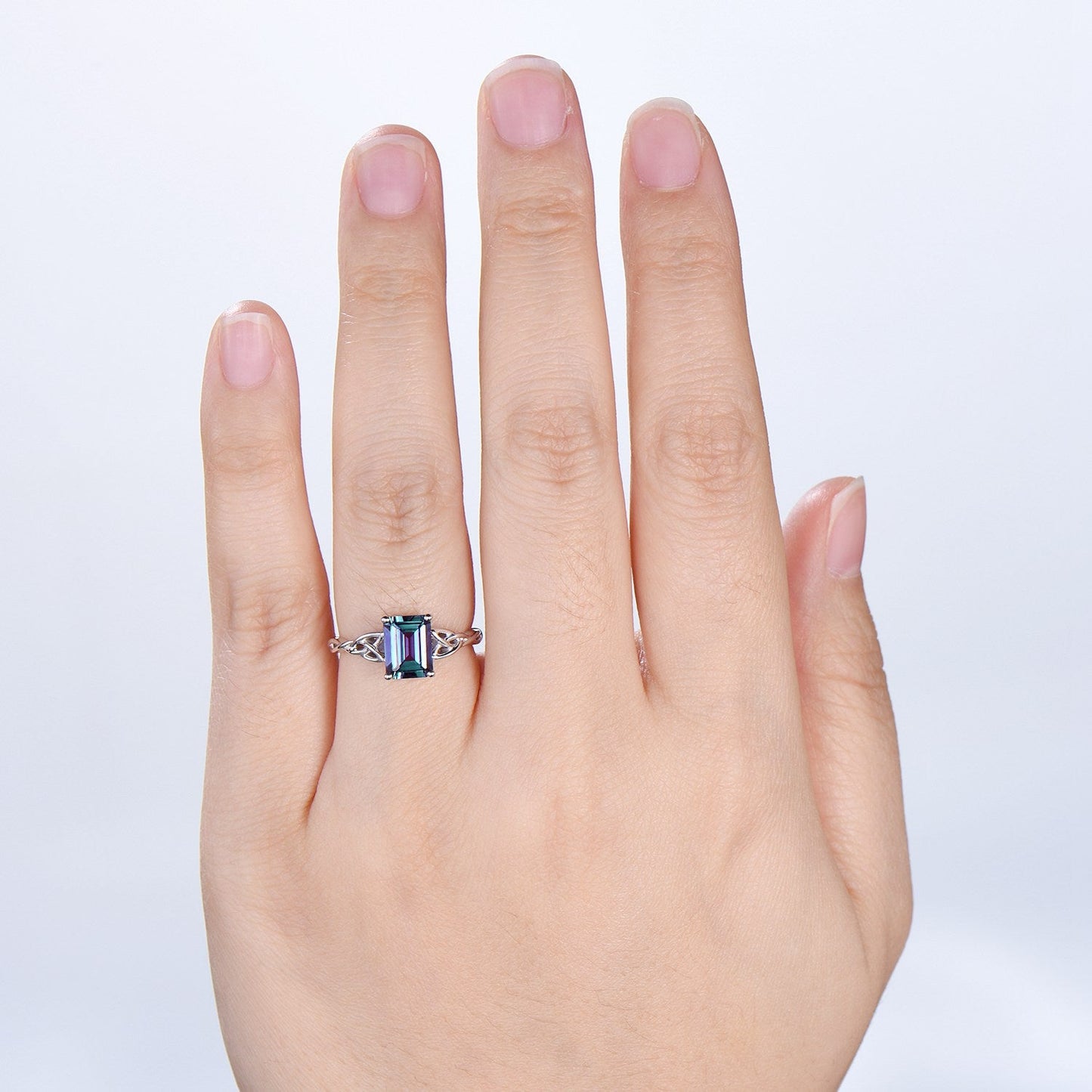 Unique Emerald Cut Alexandrite Ring Celtic Love Knot Alexandrite Engagement Ring Silver White gold Norse Viking Color Changing Wedding Gift