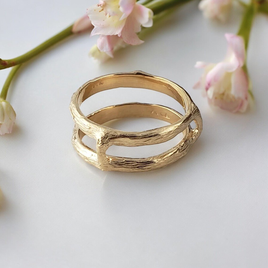 Twig and Branch Ring Guard in Solid Gold