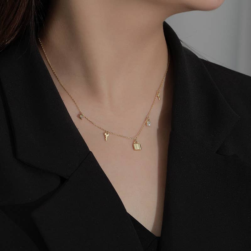 S925 Sterling Silver Elegant Love Lock Necklace: Yellow Gold