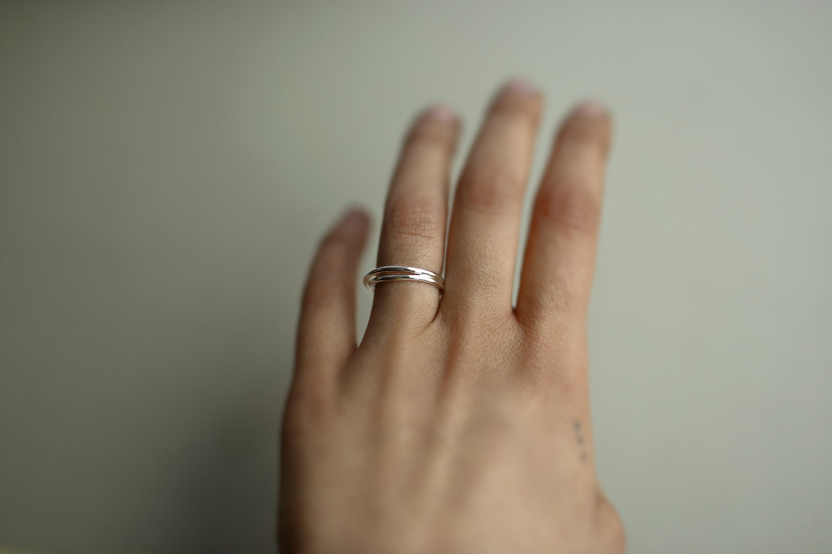 SMALL INFINITE RING
