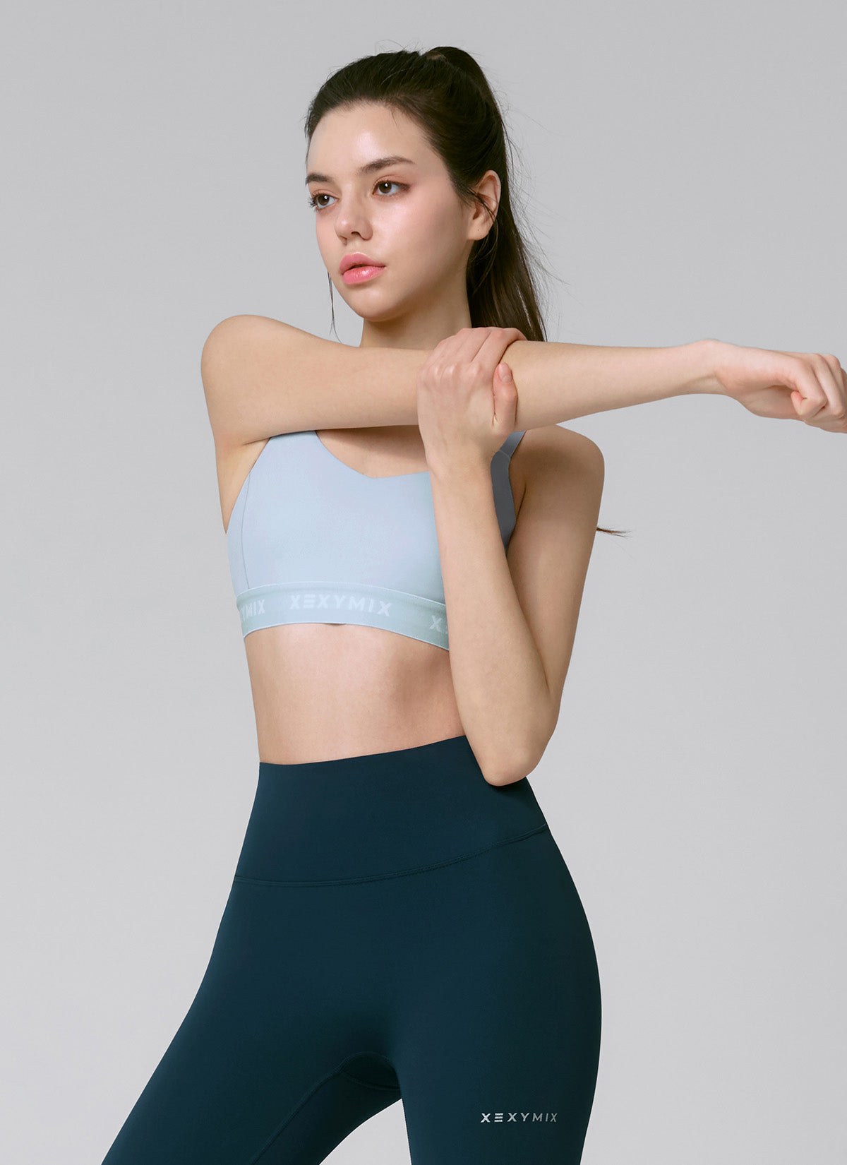 Black Label Signature Power Rise Logo Band Bra Top