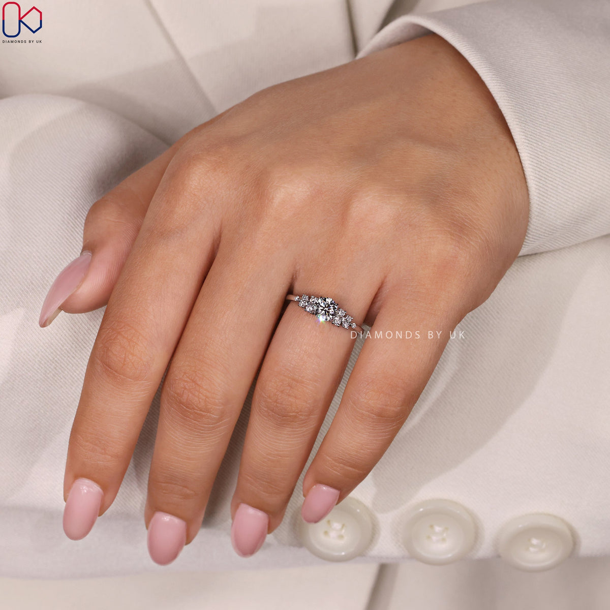 Round Brilliant Cut Diamond Ring - Muse Setting