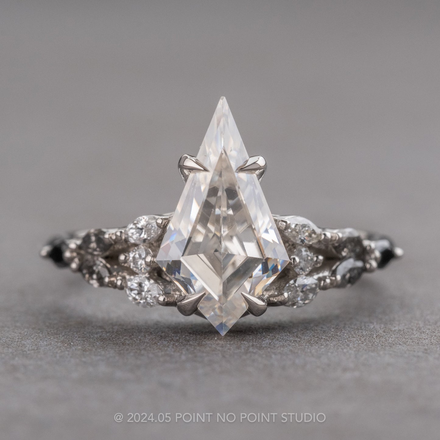 Kite Lab Diamond Engagement Ring, Ombre Winnie Setting