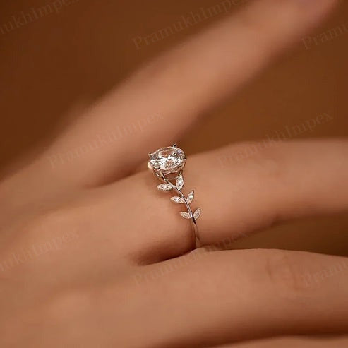 Stylish Women's Moissanite 925 Sterling Silver Blooming Love Ring