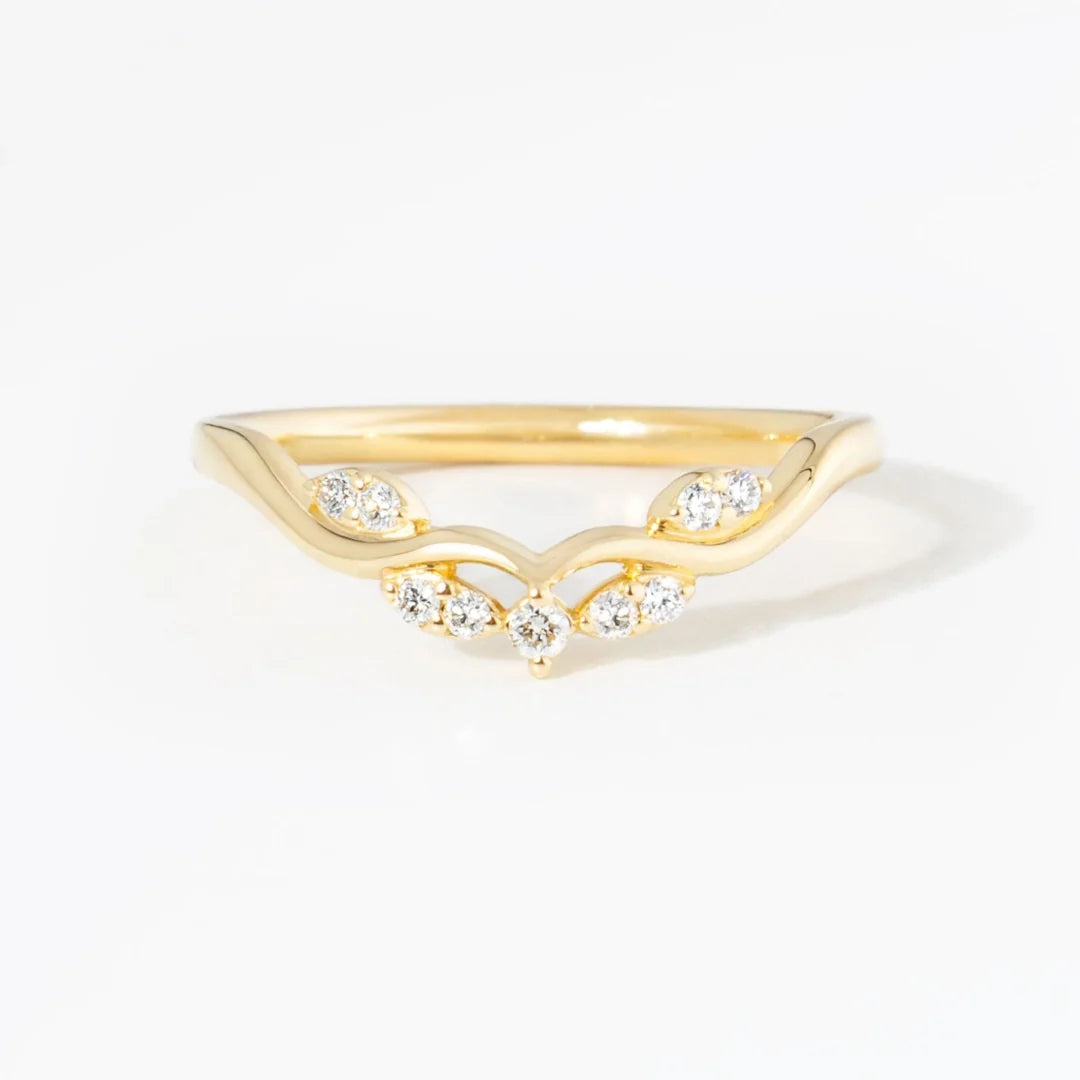 Curved 925 Sterling Silver Round Cut Wedding Ring
