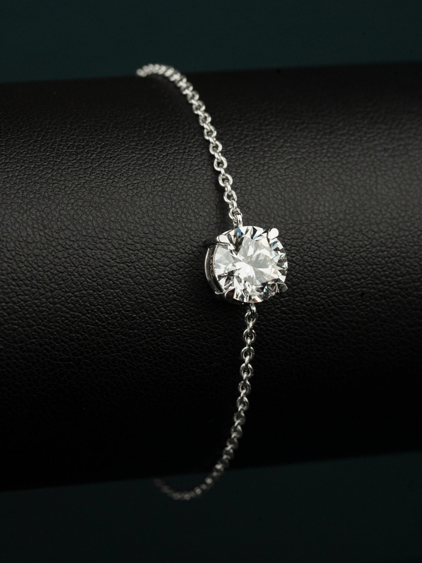 2.51 CT Round Brilliant CVD Lab-Grown Diamond Solitaire Bracelet