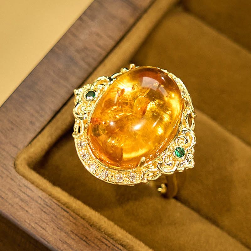 Fortune Jewel Amber Flower Pigeon Egg Pattern Focus Ring