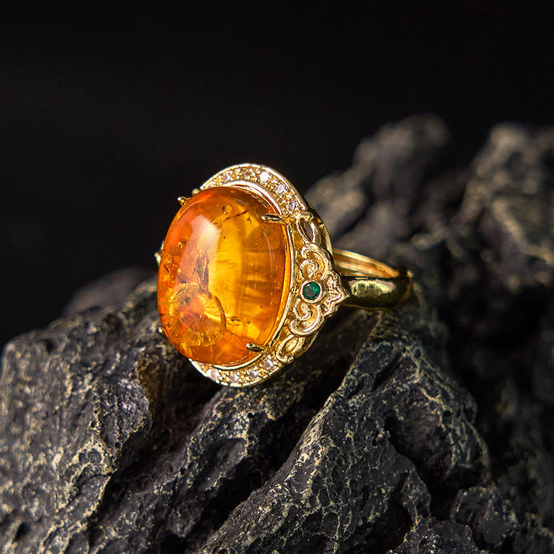 Fortune Jewel Amber Flower Pigeon Egg Pattern Focus Ring