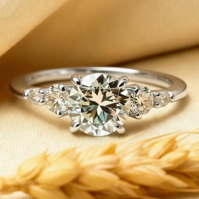 Eveline’s Celeste | 1CT Round Blue Sapphire Engagement Ring