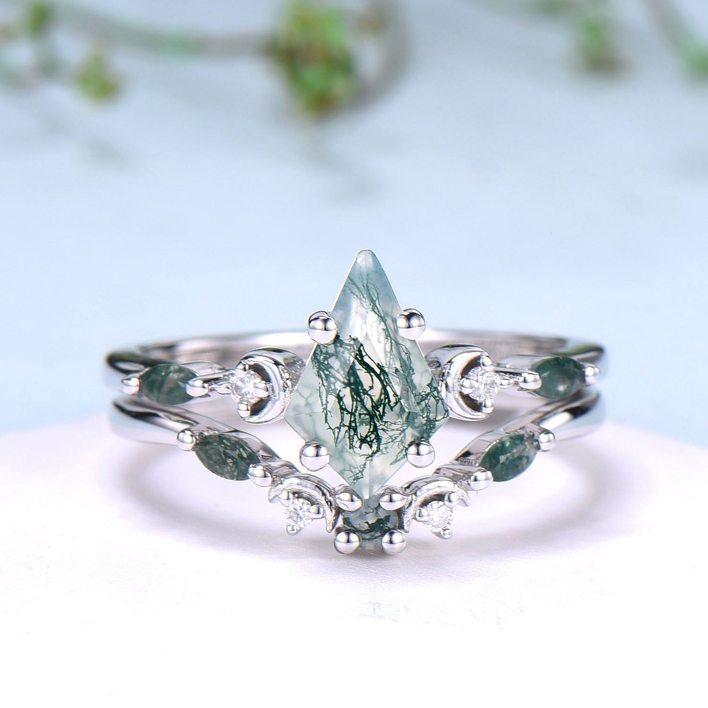 Vintage kite cut moss agate ring Five Stone crescent moon engagement ring art deco delicate bridal wedding set handmade anniversary gift