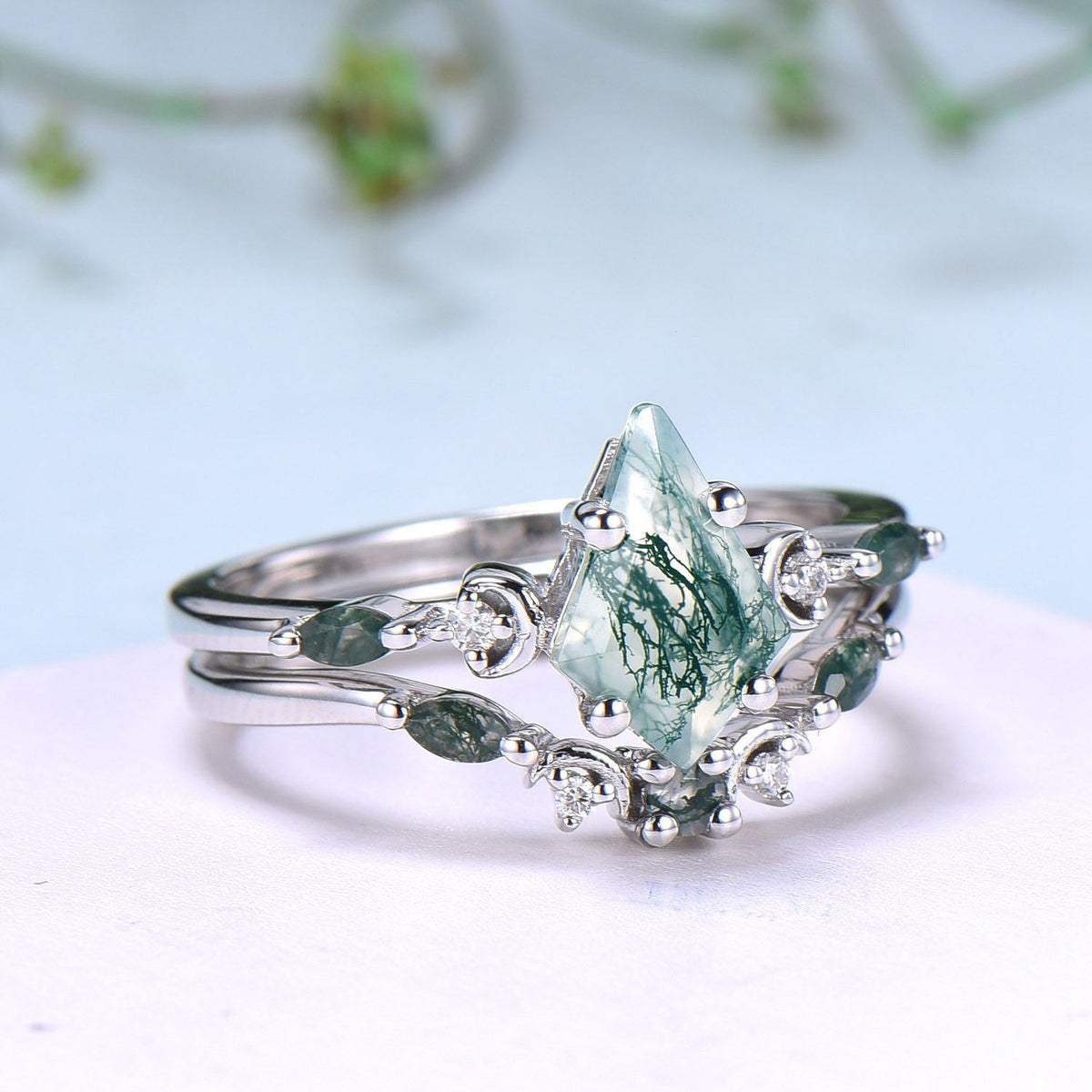 Vintage kite cut moss agate ring Five Stone crescent moon engagement ring art deco delicate bridal wedding set handmade anniversary gift