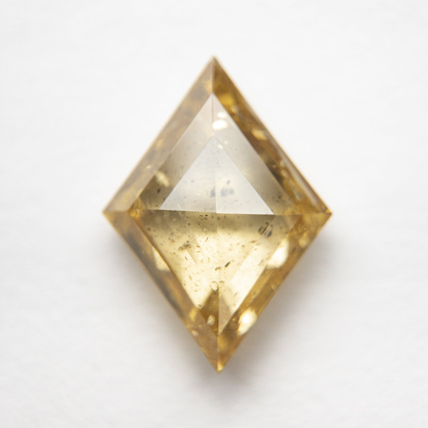 2.67ct 12.63x9.33x3.92mm Apricot (Fancy Orange-Yellow) Lozenge Rosecut 18857-01
