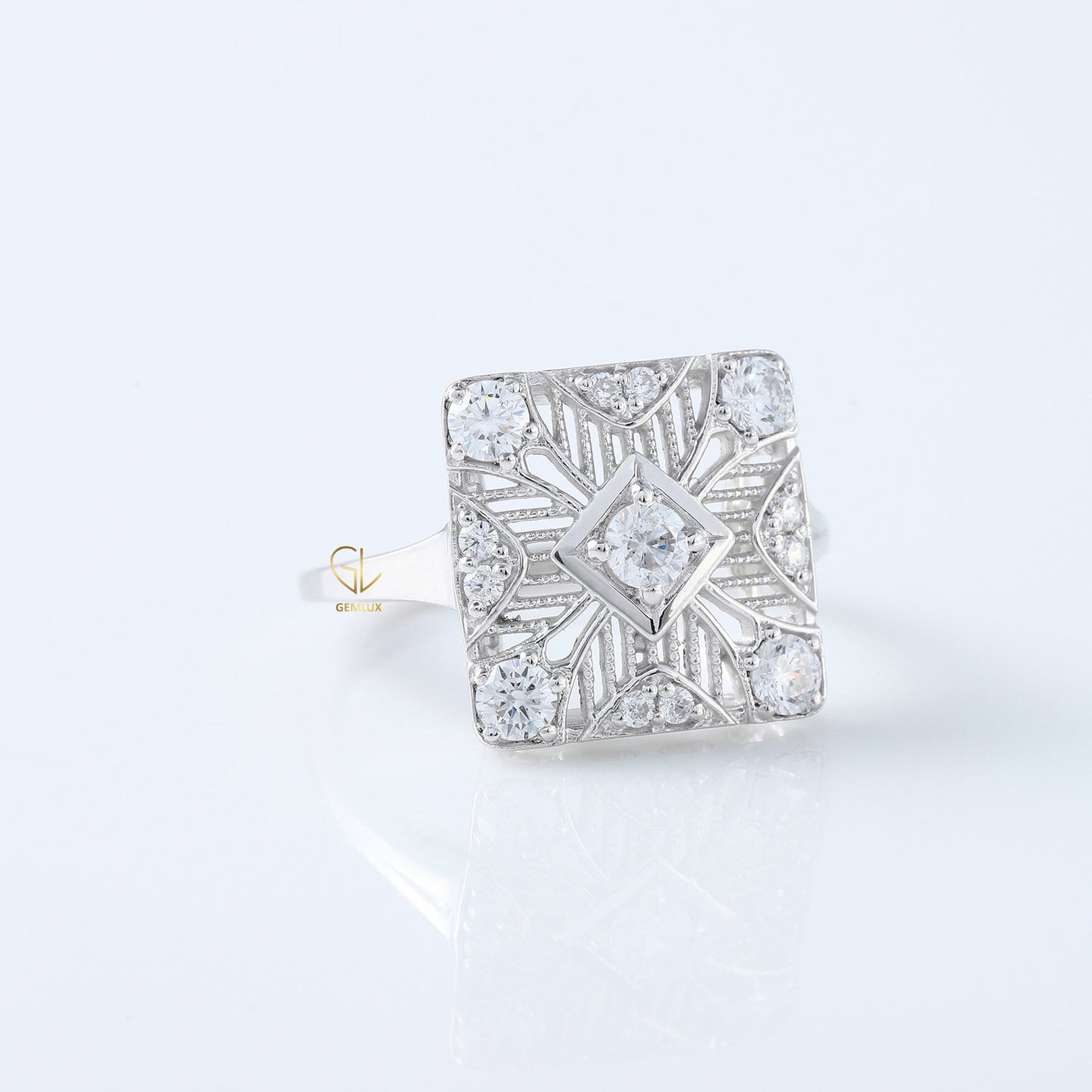 1890s Vintage Filigree Design Round Lab Grown Antique Ring