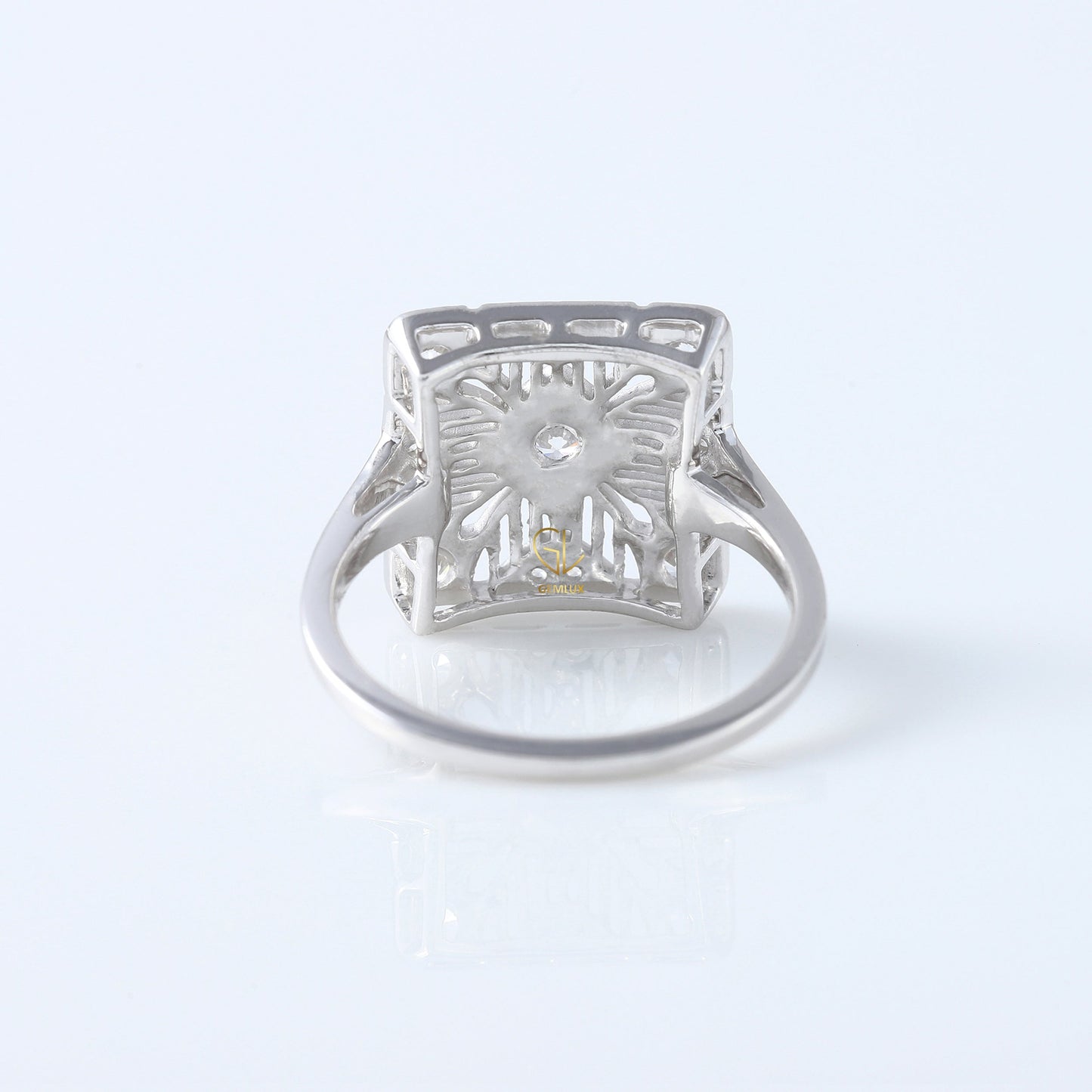 1890s Vintage Filigree Design Round Lab Grown Antique Ring