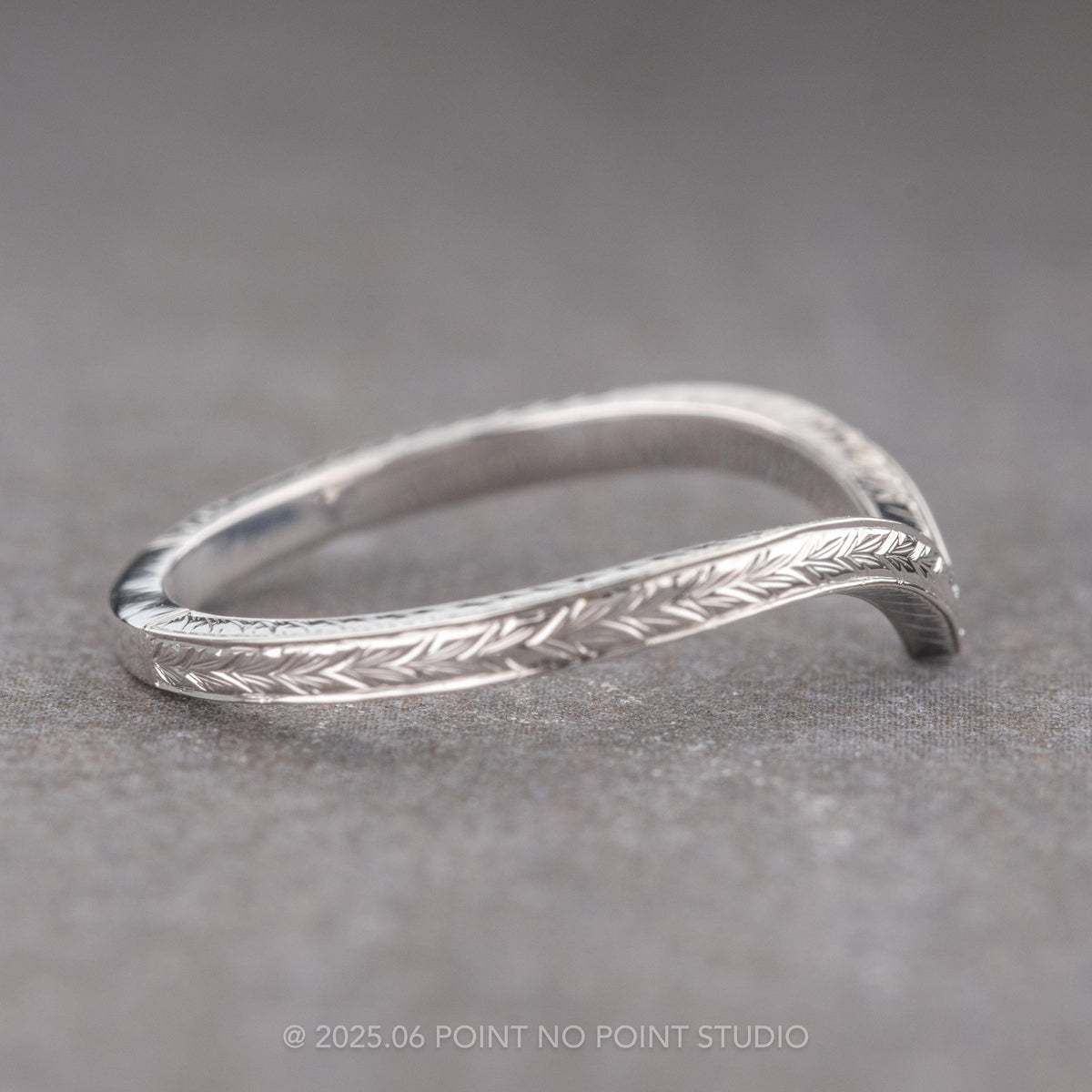 Viola Wedding Ring, 1 Salt and Pepper Diamond
