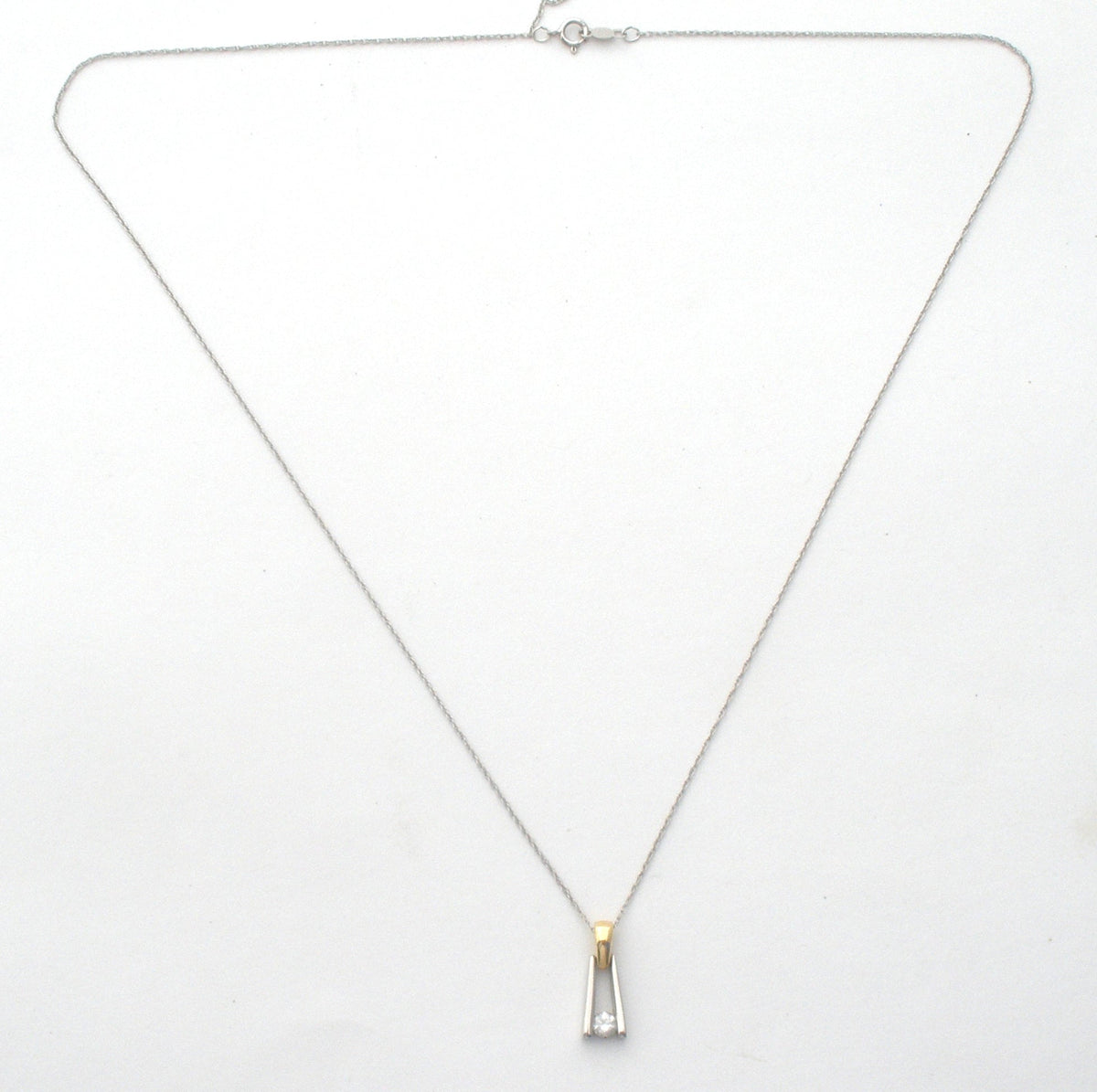 18K Gold & Platinum Diamond Pendant Necklace 19"
