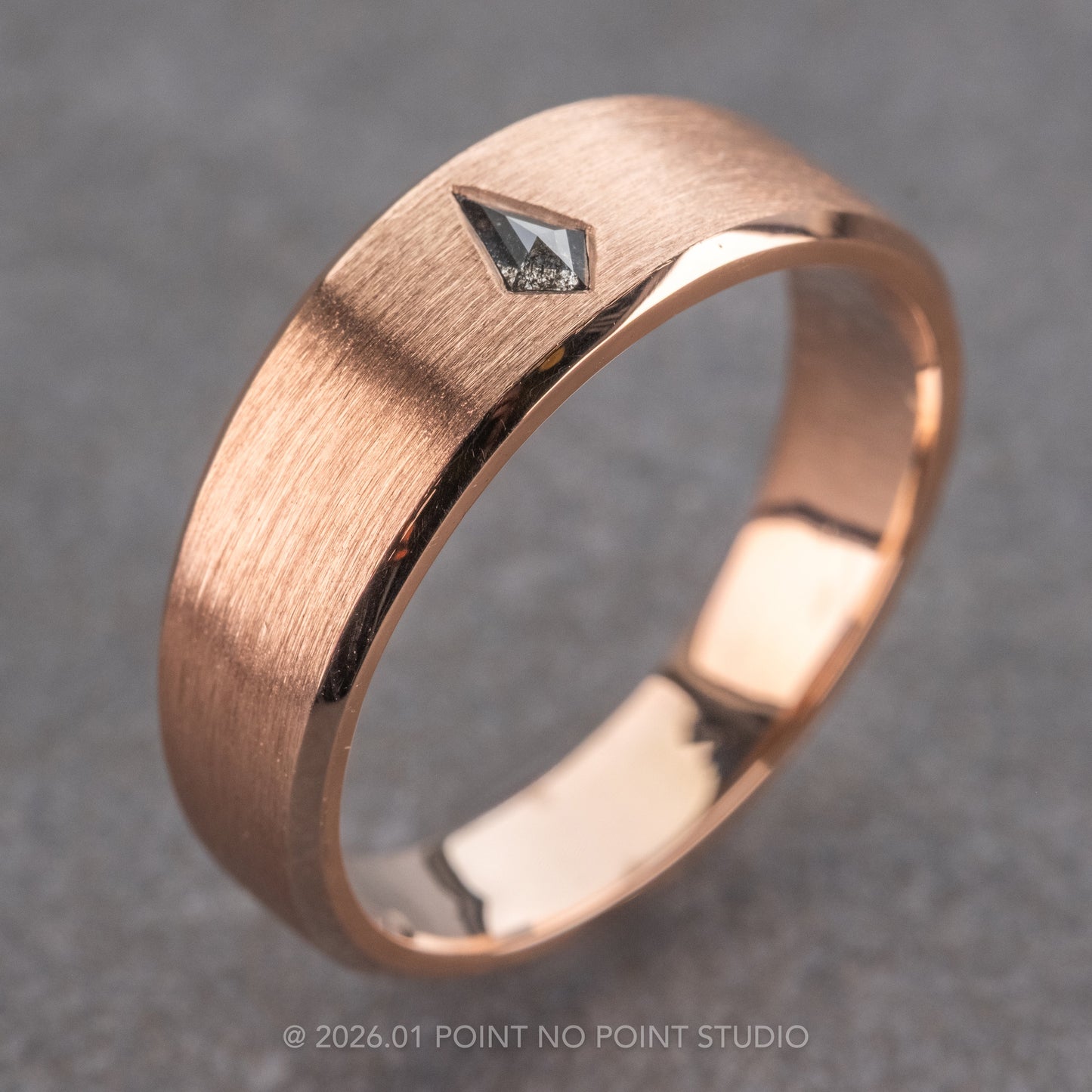 Black Salt and Pepper Kite Diamond Men's Beveled Edge Leo Wedding Band, Comfort Fit