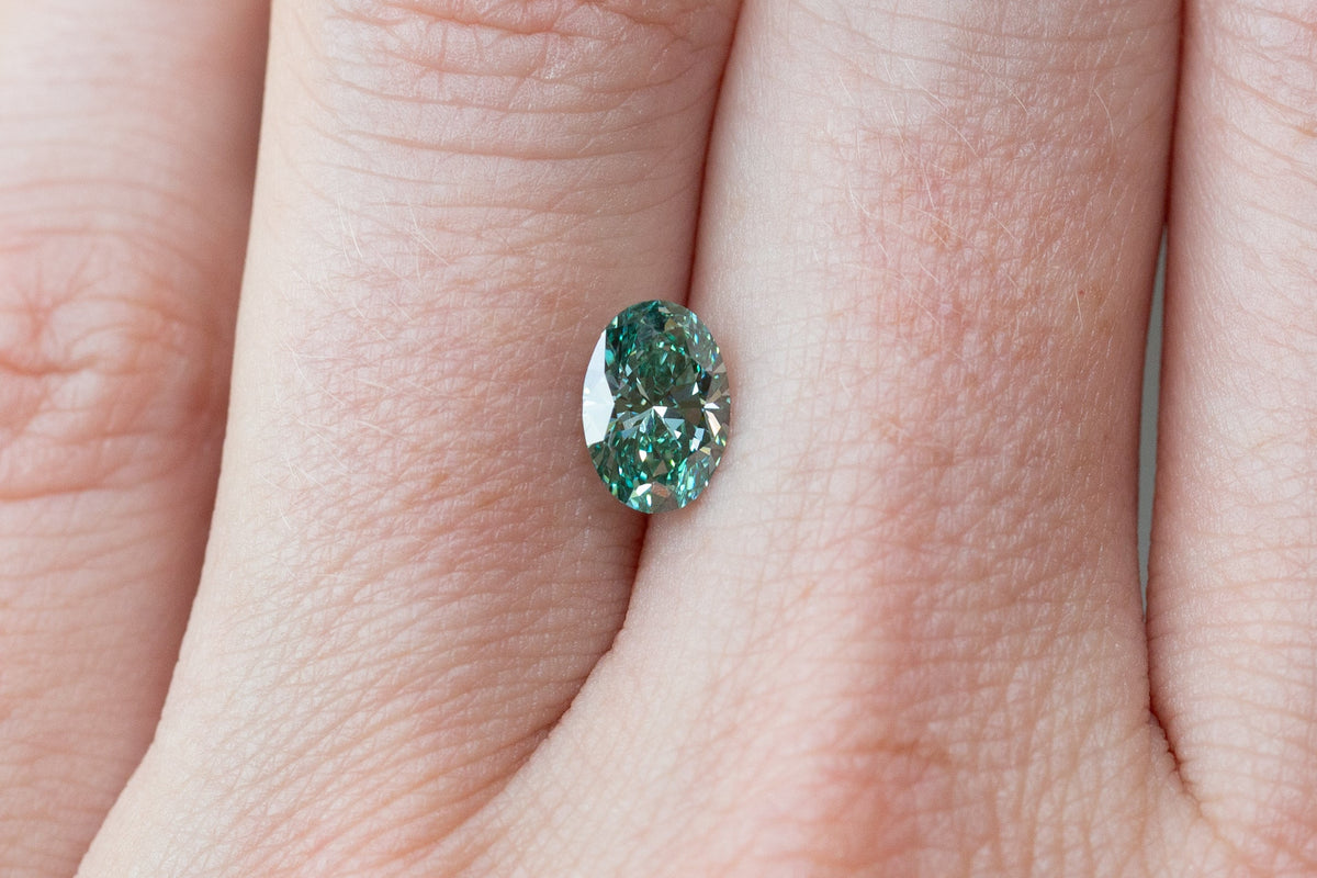 1.02ct Fancy Vivid Green Oval Lab Diamond, VS1