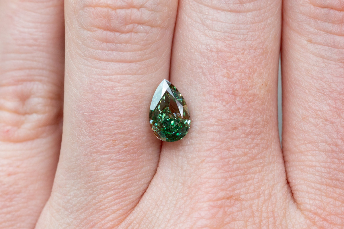 1.72ct Fancy Vivid Green Bi-color Pear Lab Diamond, VVS2