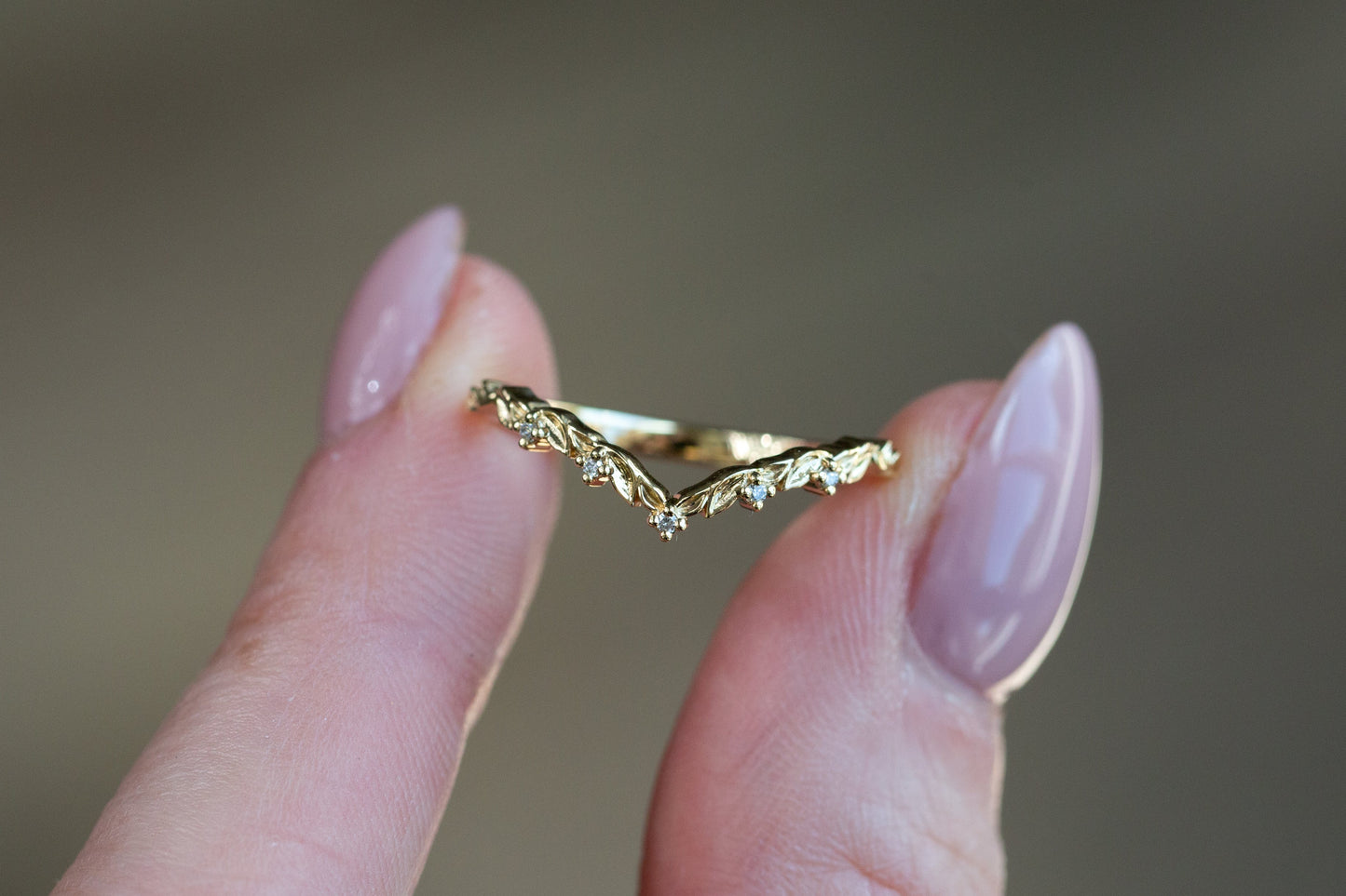 Ready to Ship- Size 6.5, 14k yellow gold Chevron Leafy Wedding Band