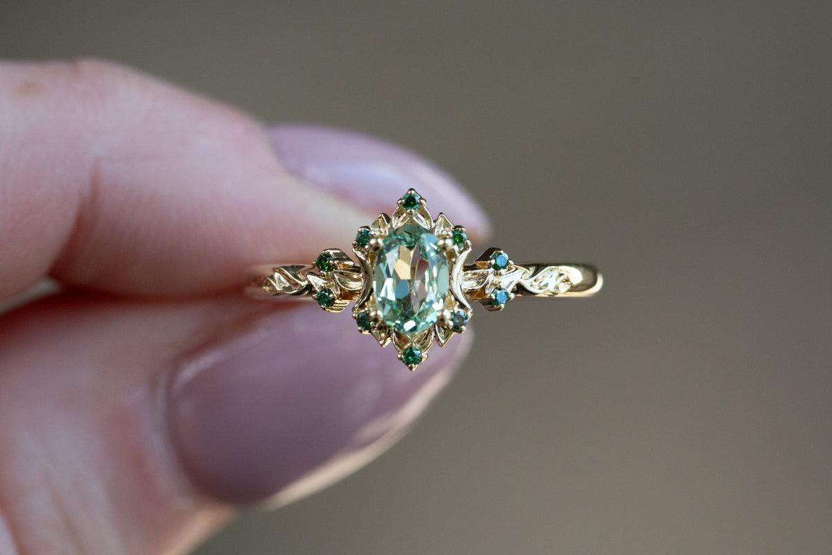 Ready to Ship- Size 7, 14k yellow gold Briar Rose Halo Moon