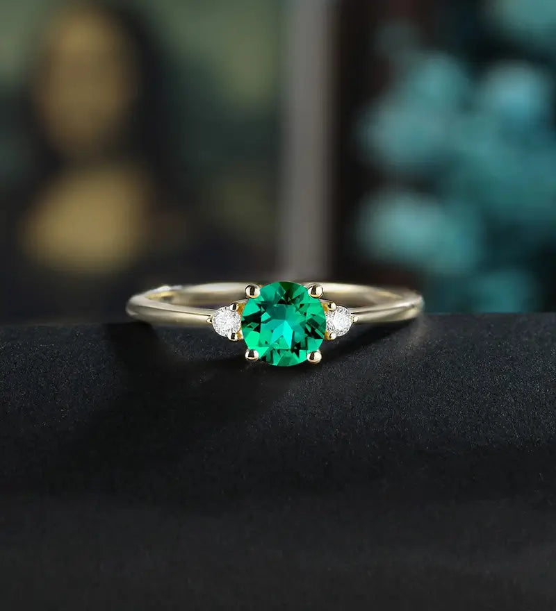 5mm Round Cut Lab Emerald Engagement Ring Unique Moissanite Wedding Ring Vintage White Gold Bridal Ring Promise Diamond Wedding Ring Anniversary Ring Women