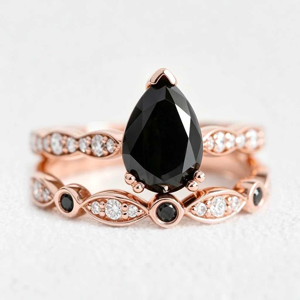 Selene‘s Eclipse | 1.5CT Pear Black Diamond & Scalloped Band Bridal Duo