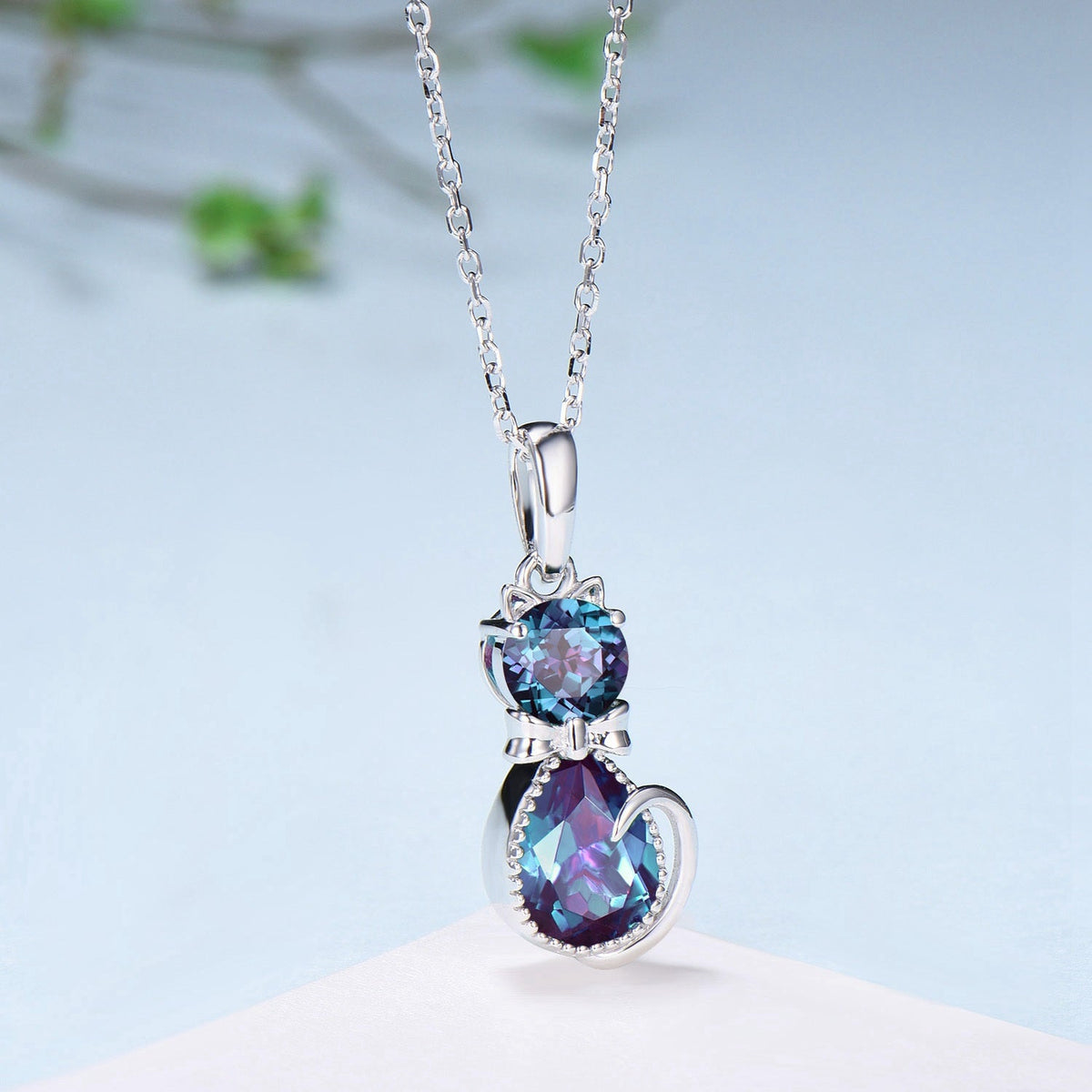 Dainty cat alexandrite necklace cute silver white gold bow-knot pendant necklace unique personalized Cat's Paw anniversary gift for daughter