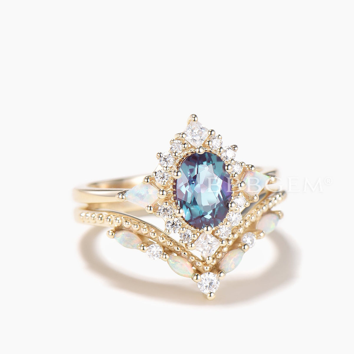 Oval Cut Color-change Alexandrite Wedding Ring Moissnite Halo Opal Ring Set