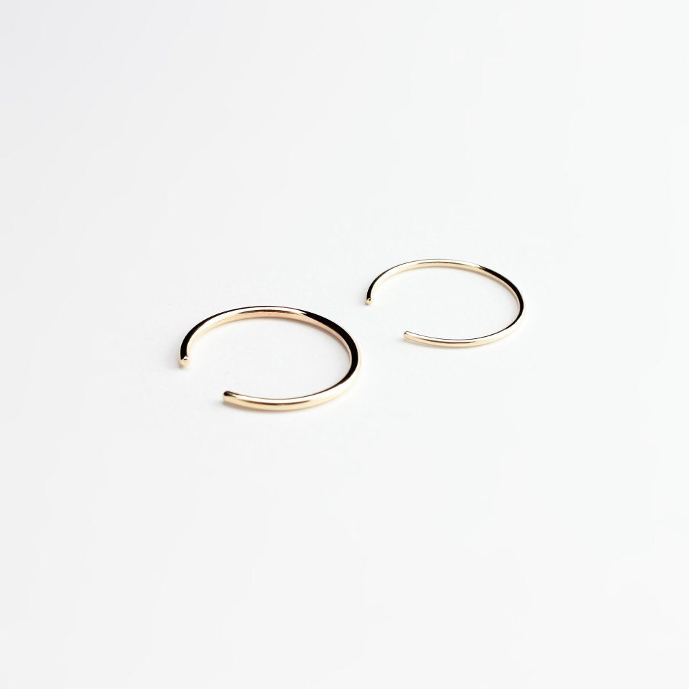 ESSENTIAL OPEN BAND GOLD RING