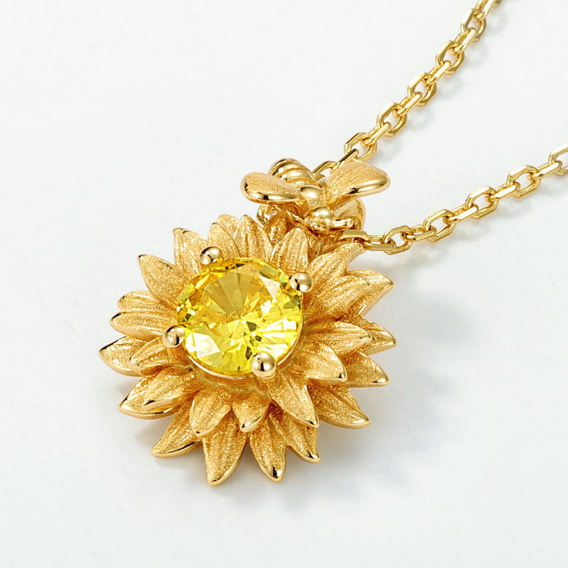 Yellow Gold Plated Sunflower & Bee Pendant Necklace with 5mm Natural Citrine