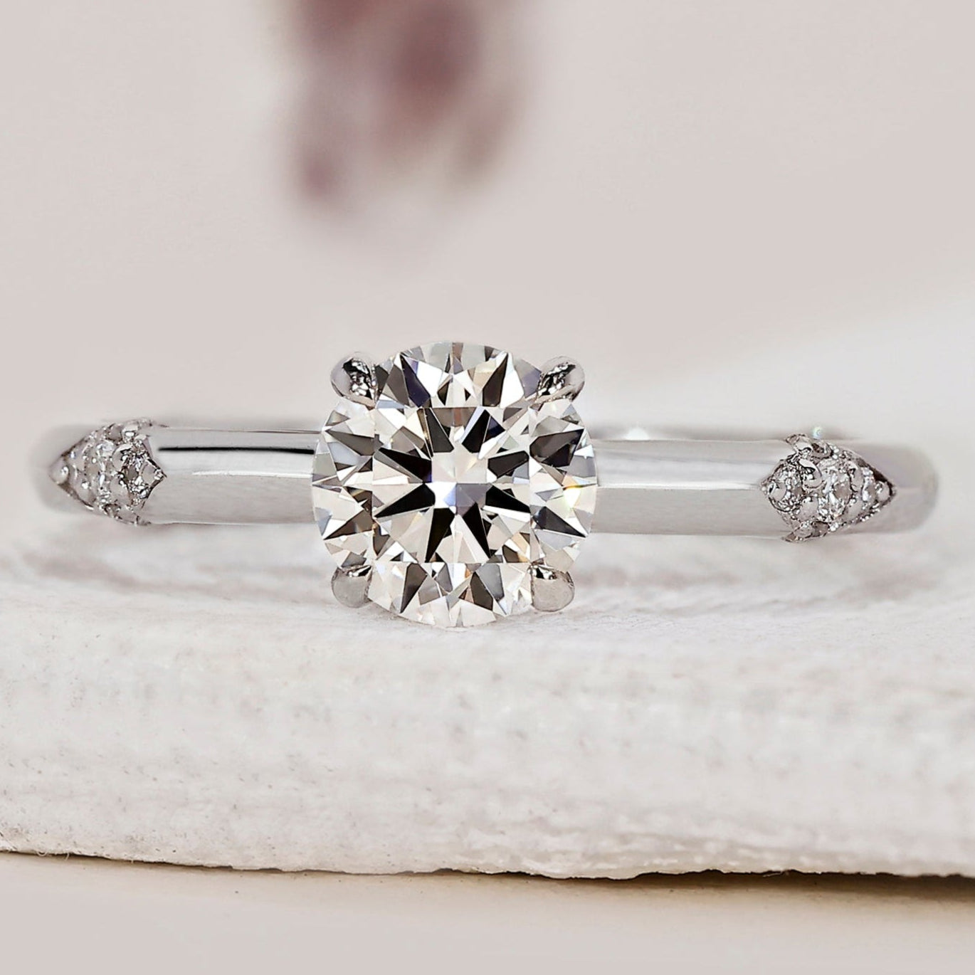 Round Diamond White Gold Diamond Engagement Ring