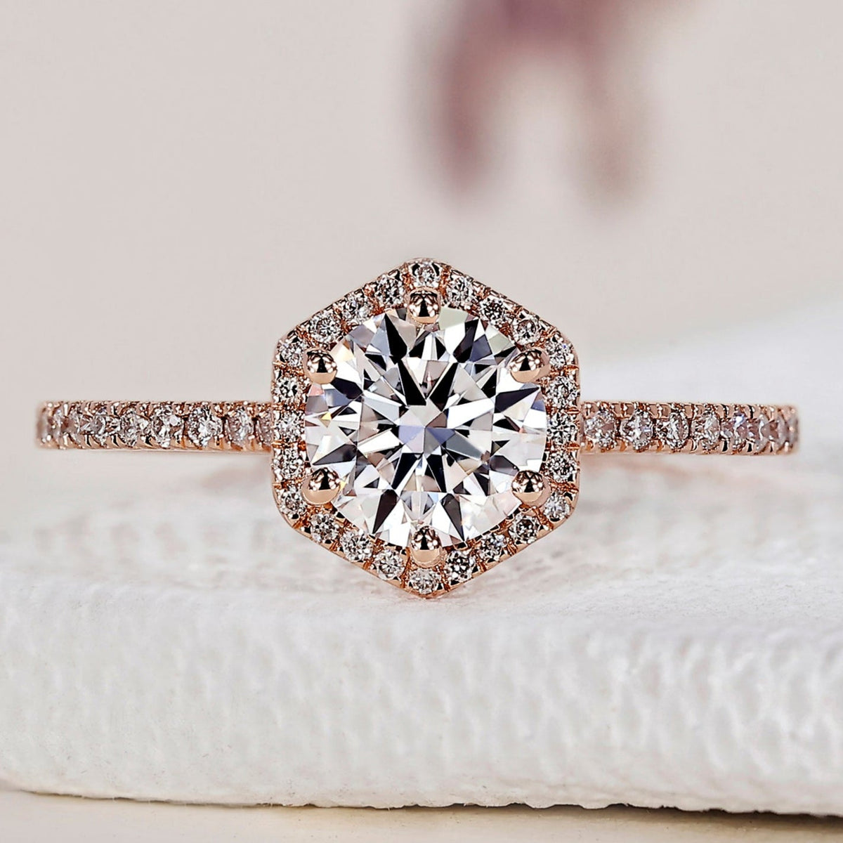 Round Cut Halo Diamond Engagement Ring