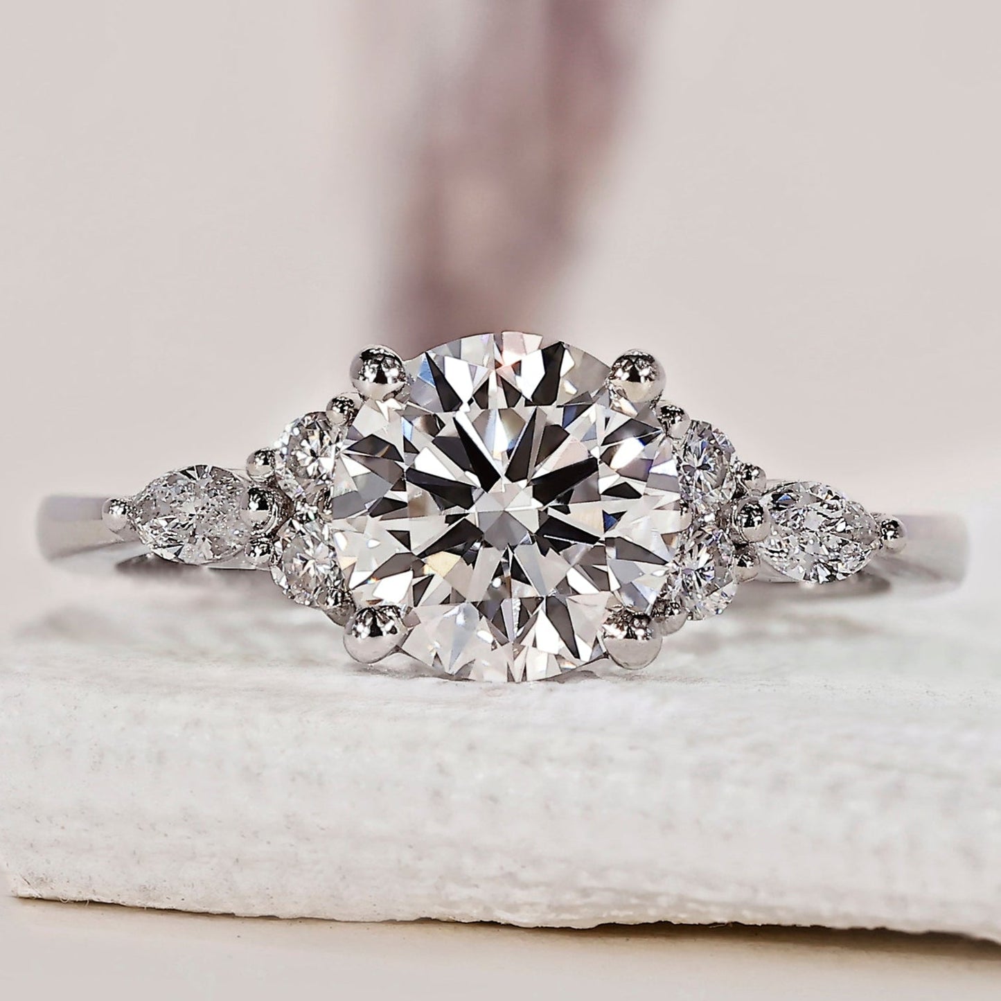 Round Cut Diamond Ring In Muse Setting