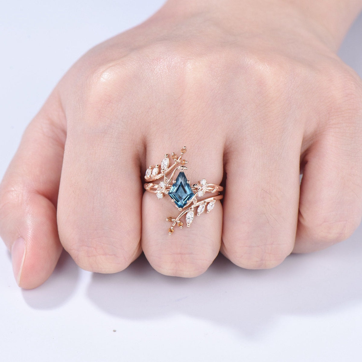 Nature inspired kite cut London blue topaz engagement ring set cluster marquise diamond ring leaf branch lef vine citrine wedding set women