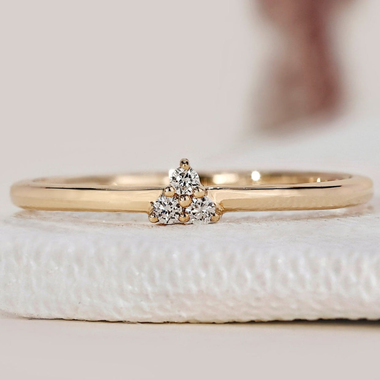 Round diamond Three Stone Wedding Band