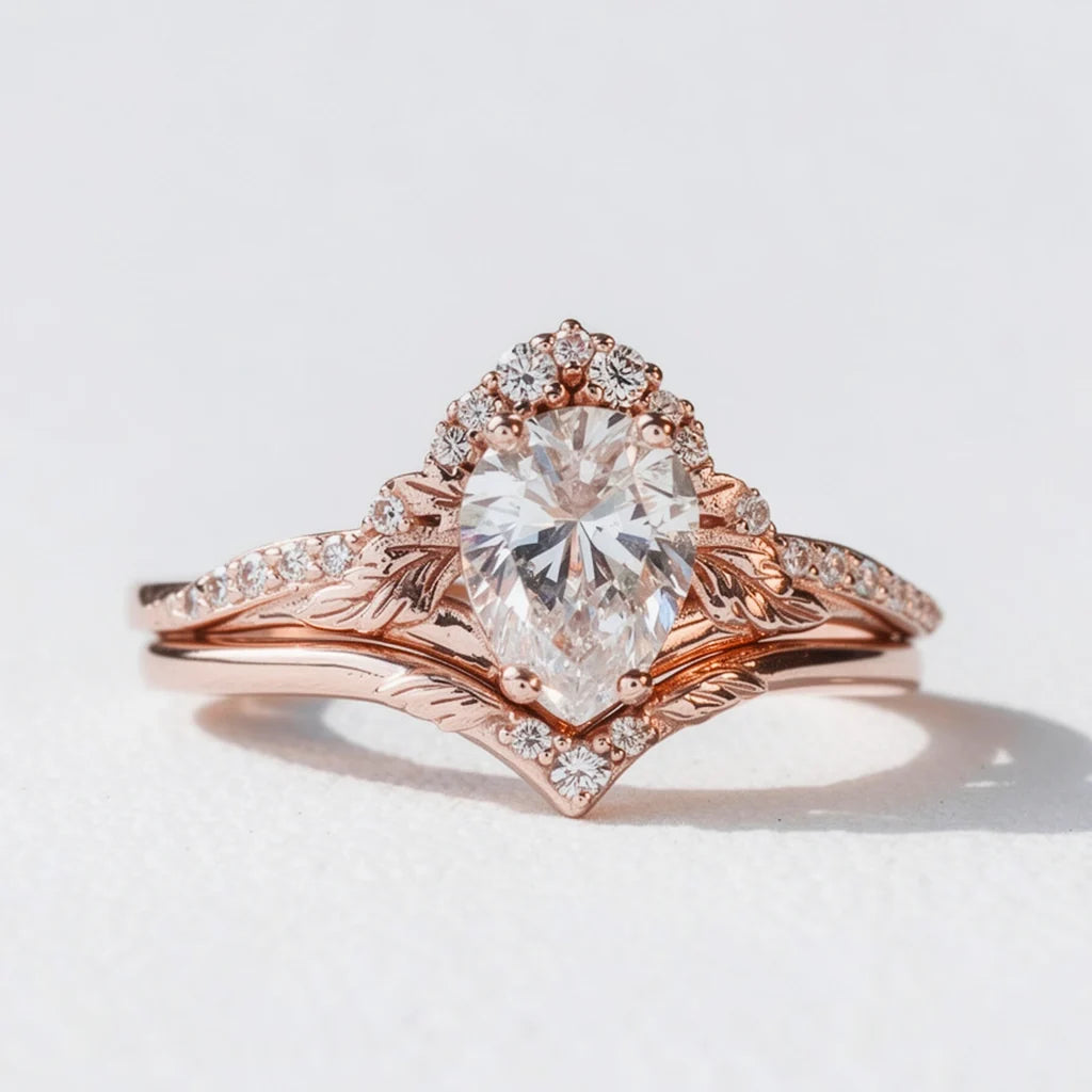 Victoria’s Griffin | Vintage Diamond Halo & Leaf Bridal Set 2pcs