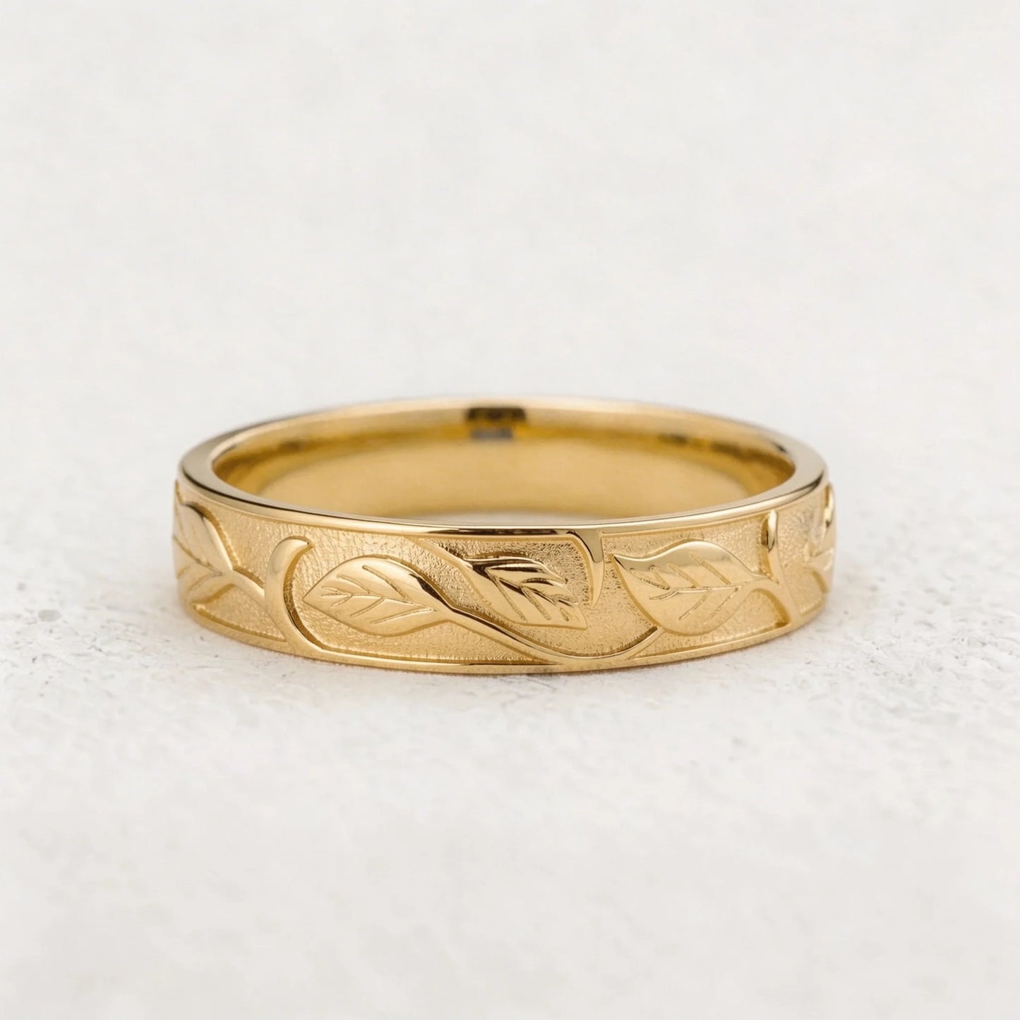 Apollo’s Laurel | Men’s Wedding Band