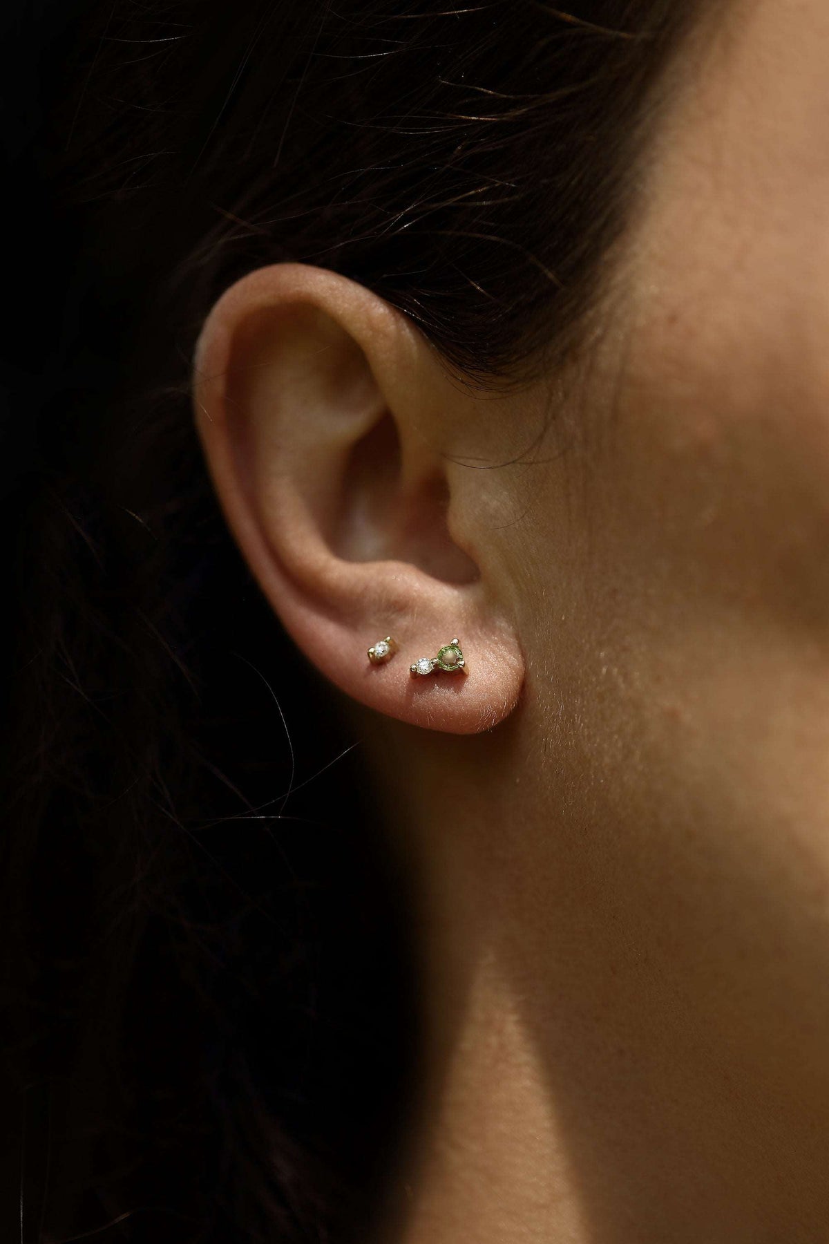 WHITE DIAMOND STUD