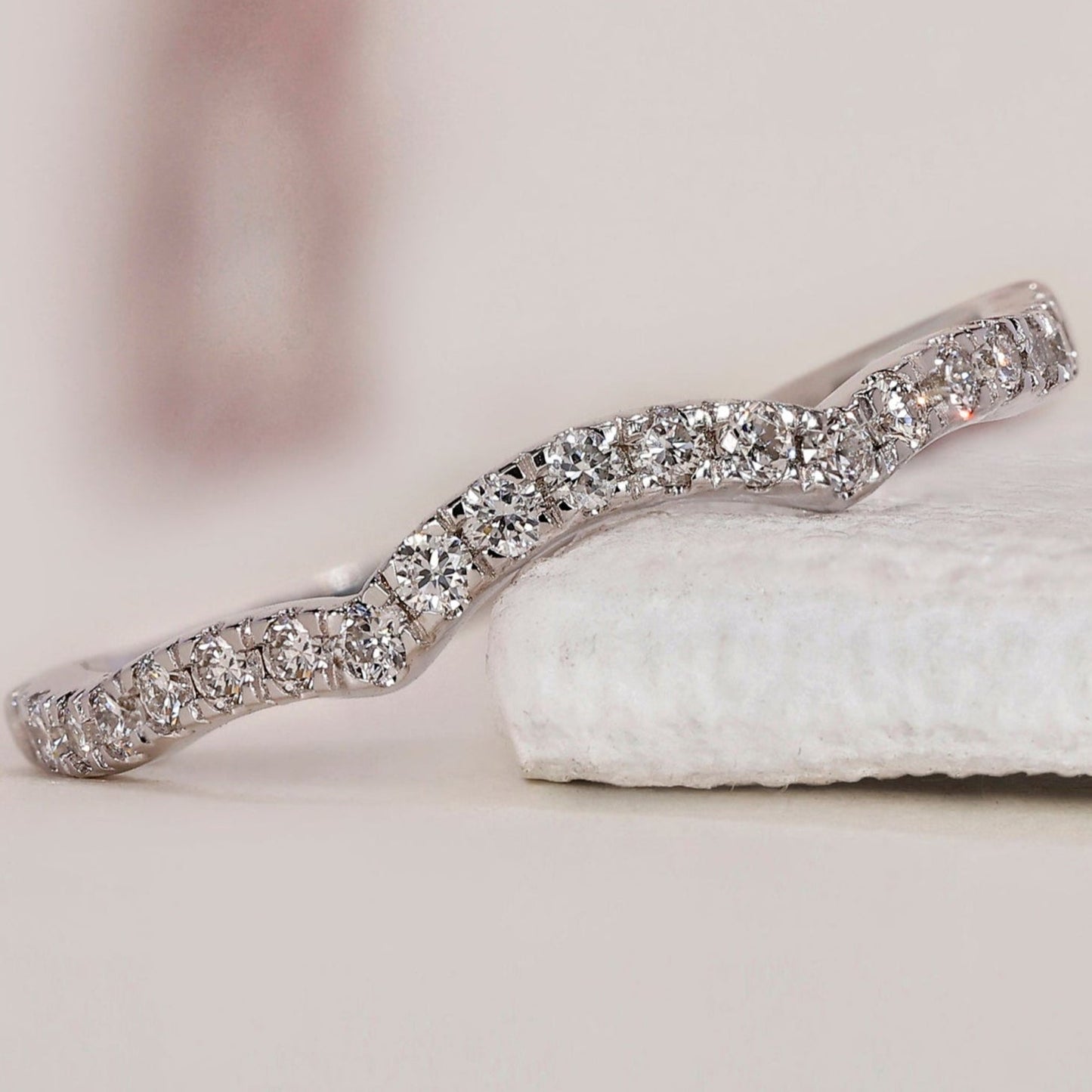 Curved Diamond Wedding Band – Round Diamonds