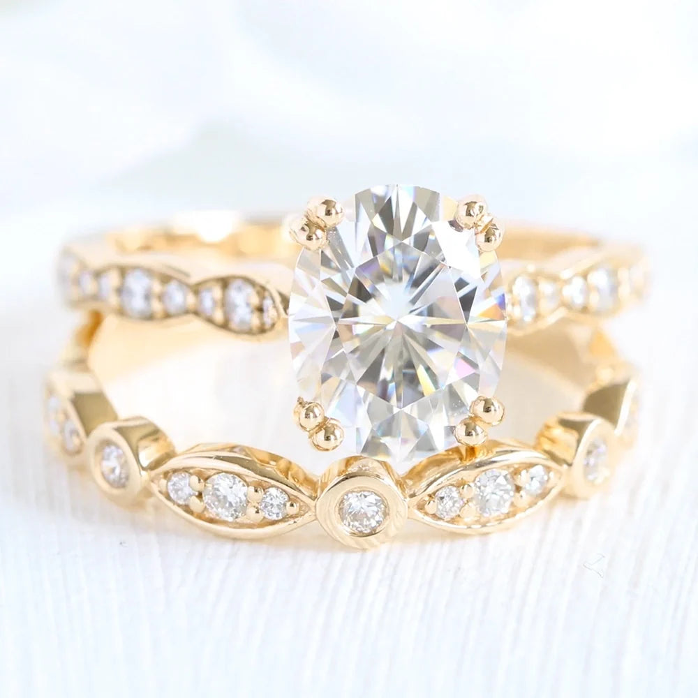 Grace’s Bezel | Oval Lab Diamond Solitaire Bridal Set 2pcs