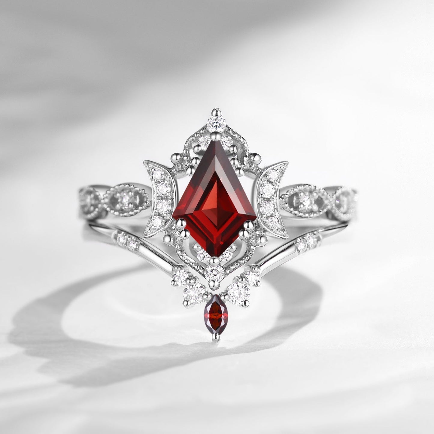 Crescent Moon | Kite Cut Unique Garnet Engagement Ring Set 2pcs - Luna