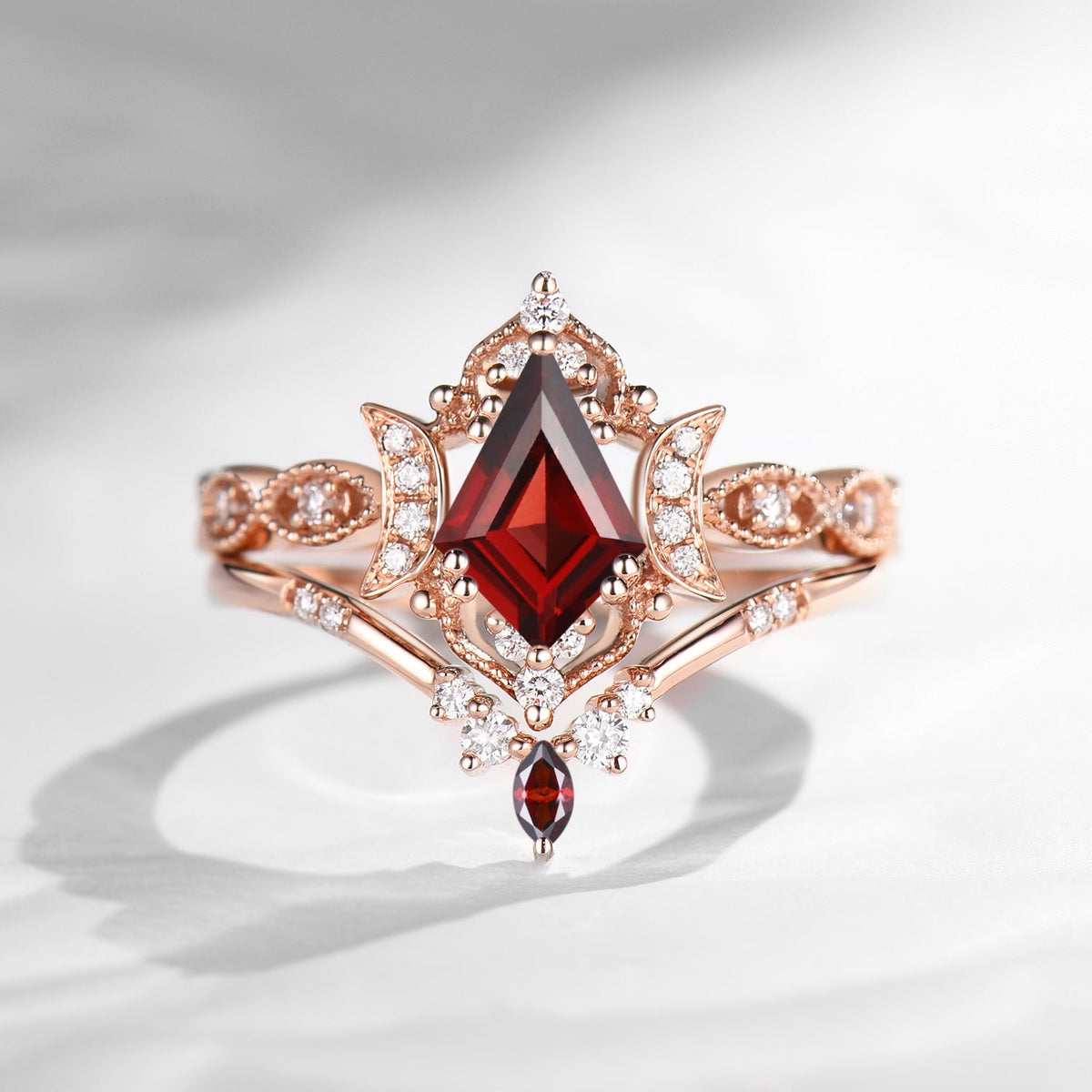 Crescent Moon | Kite Cut Unique Garnet Engagement Ring Set 2pcs - Luna