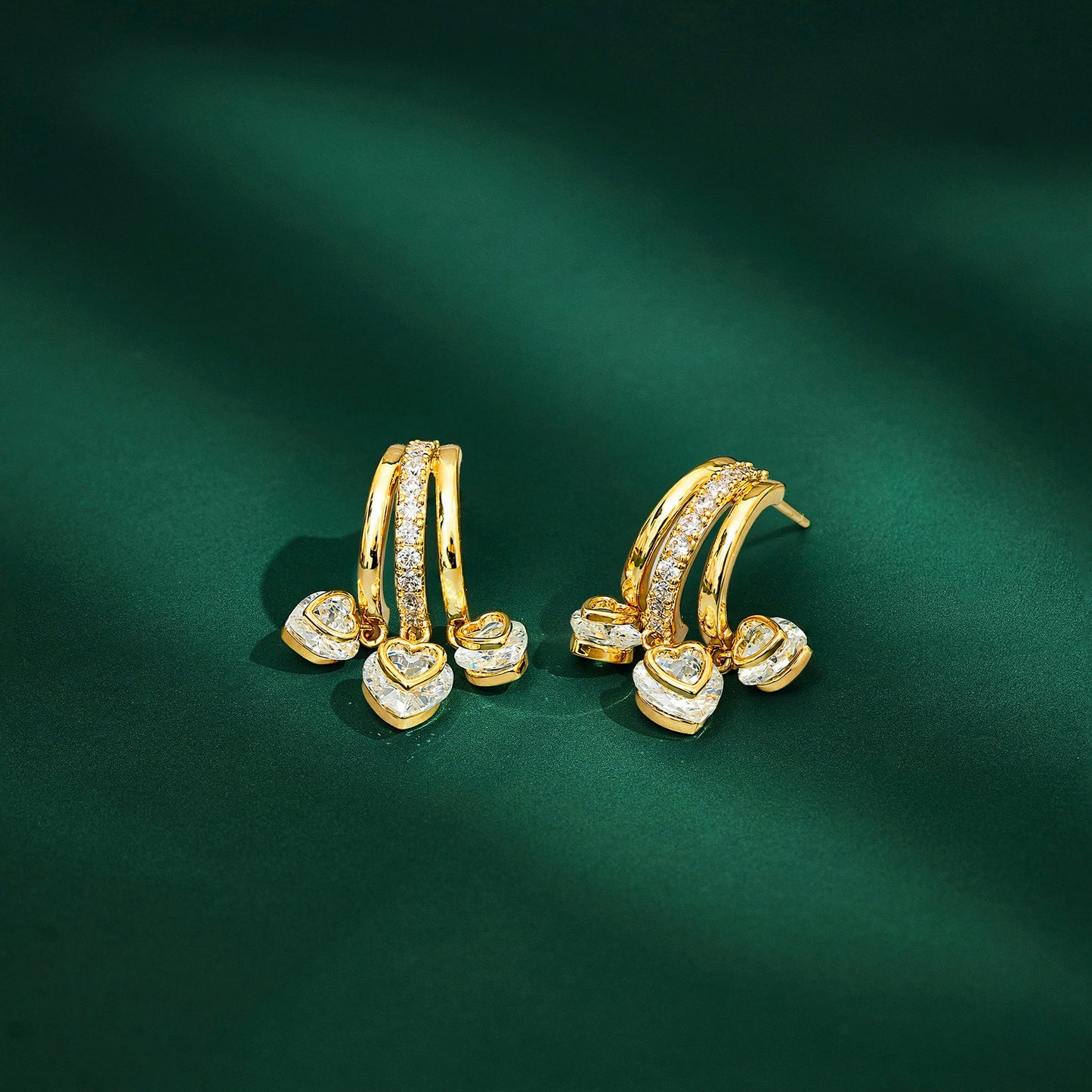 Romantic Heart Charm Dangle Hoop Earrings – Elegant Gold Fashion Jewelry