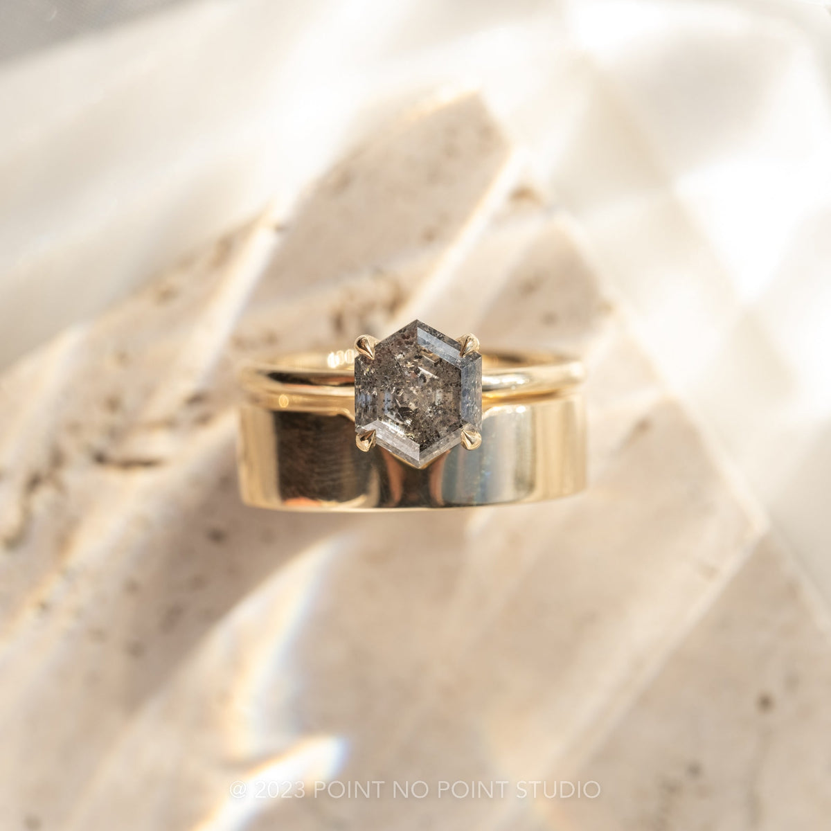 Ellipse Setting Wedding Ring, 6mm Polished