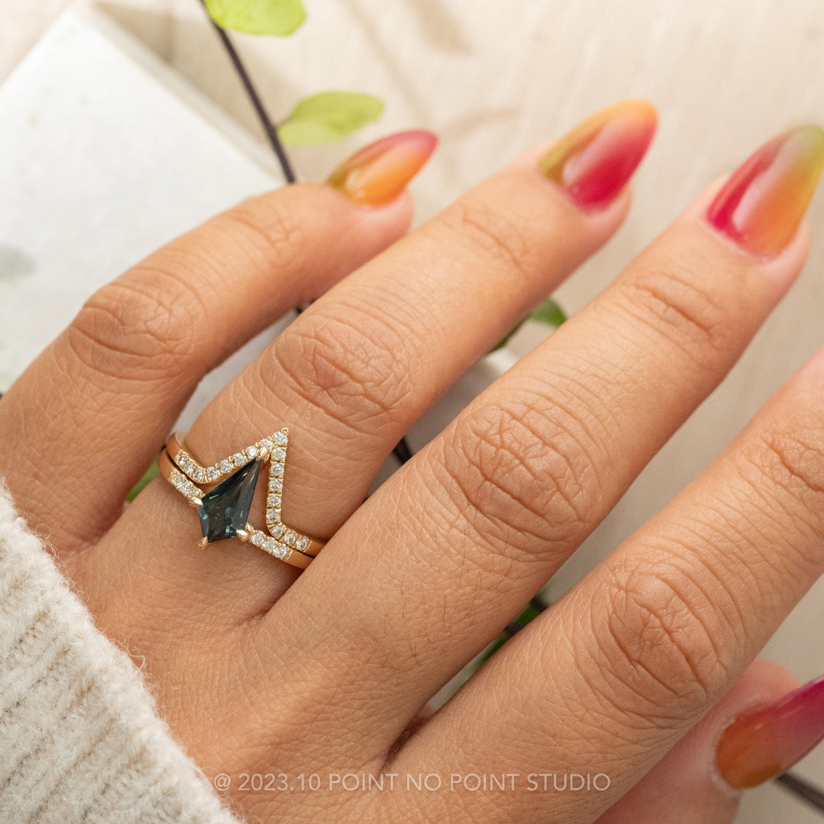 .95 Carat Teal Kite Sapphire and Diamond Engagement Ring, Jules Setting