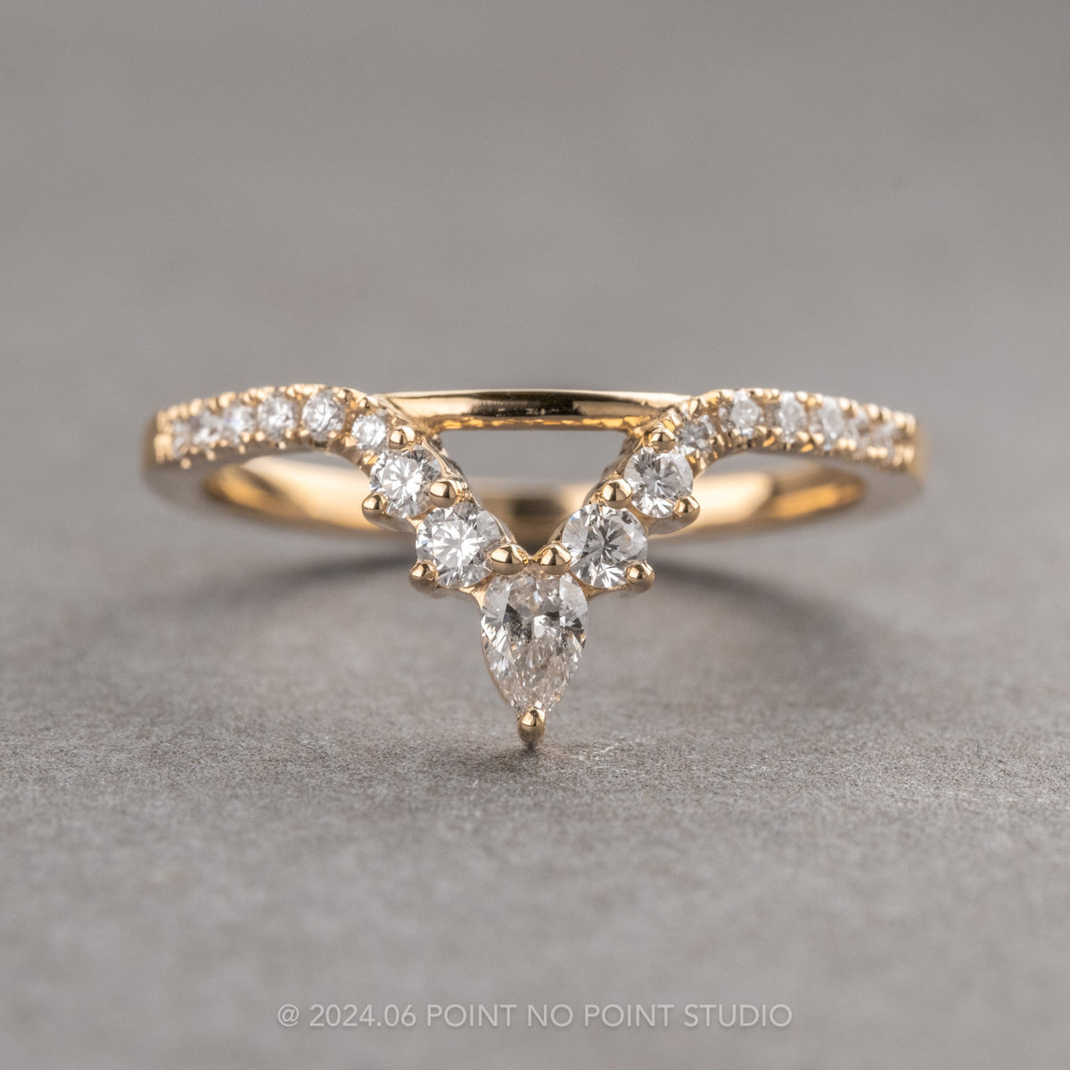 Large Cassiopeia Wedding Ring, 17 Diamond