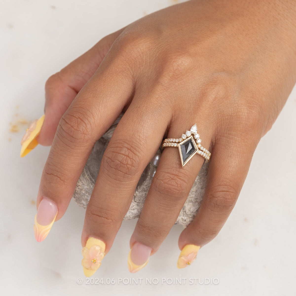 Large Cassiopeia Wedding Ring, 17 Diamond